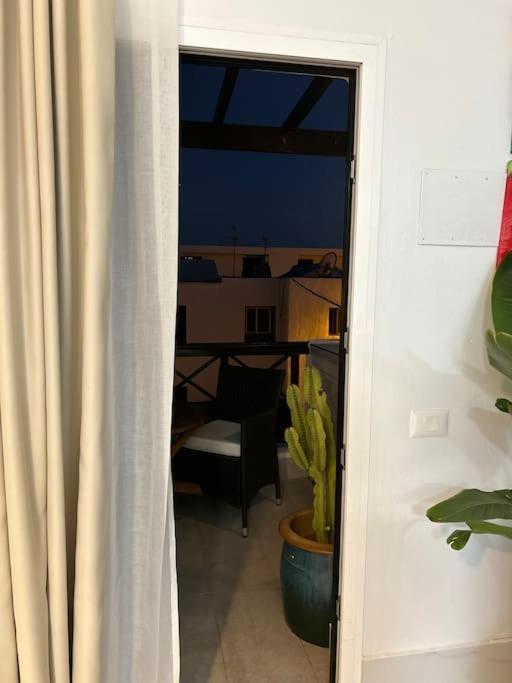 Moderno Apartamento Cerca Al Mar Tías Eksteriør bilde